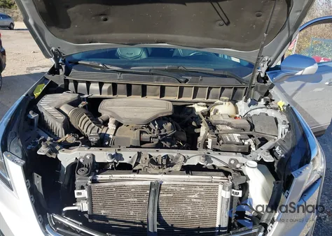 2017 Cadillac Xt5 Luxury from USA, damaged, VIN 1GYKNDRS1HZ243193